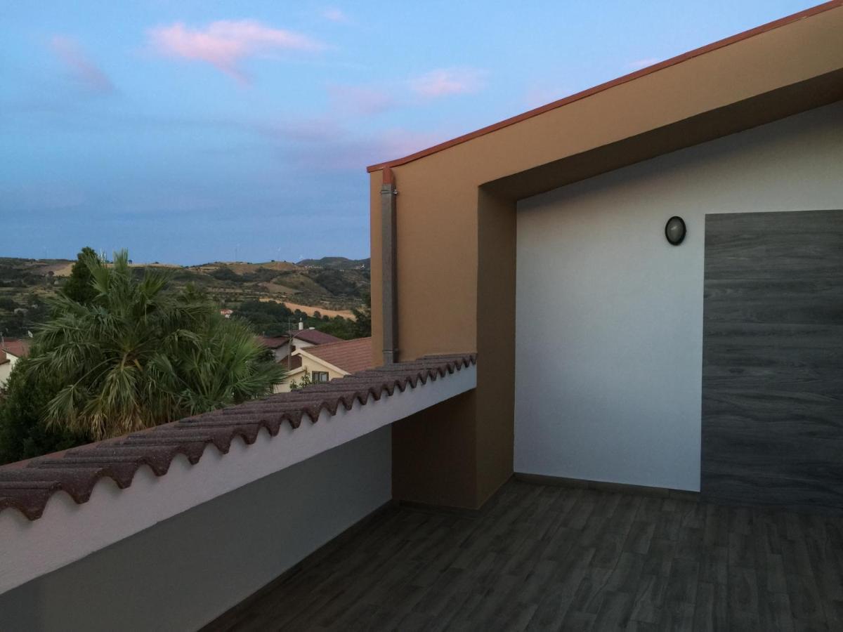 B&B Hollywood Olivadi Exteriör bild